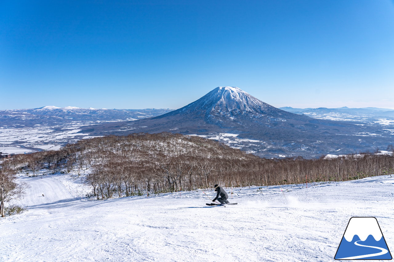 ニセコ東急グラン・ヒラフ｜標高1,000ｍの別世界。最高の青空に恵まれて、羊蹄山も丸見え、感動級の大パノラマ！